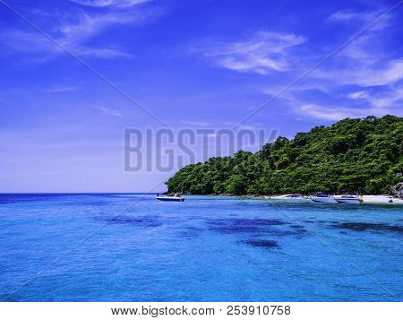 Beautiful Seascape With Koh Talu Island Rayong Citythailand,idyllic Ocean And Blue Sky In Vacation T