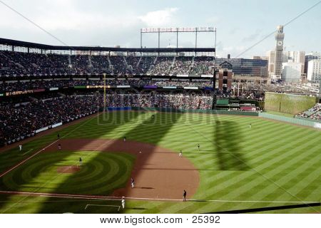 明亮晴朗的日子