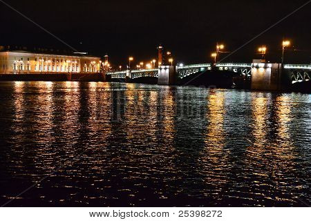 สะพานวังคืน St.Petersburg