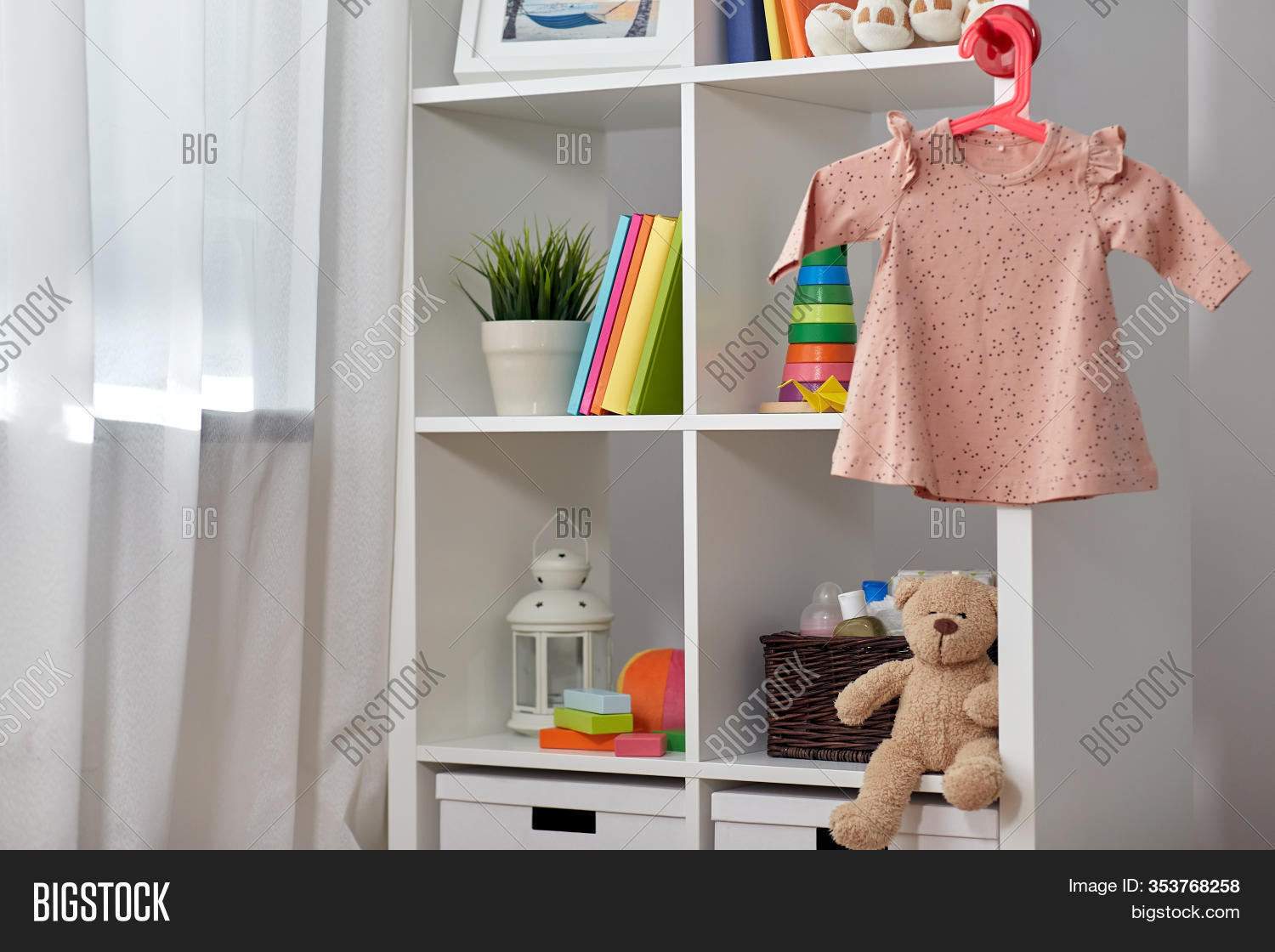 baby girl bookcase