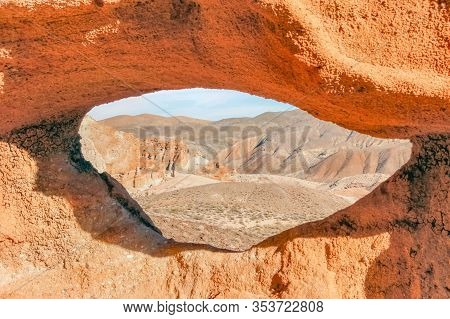 Rock Formations At Red Rock Canyon State Park. Kern County, California, Usa.