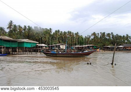 Wooden Long Tail Boat For Send Recieve Travelers Thai People Eco Travel Visit Ko Phithak Island And