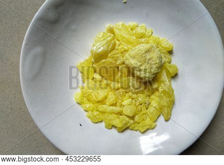 Sulphur, In Ayurveda It Is Called Gandhak, Purified Sulphur Has Anti-bacterial, Anti-microbial And A