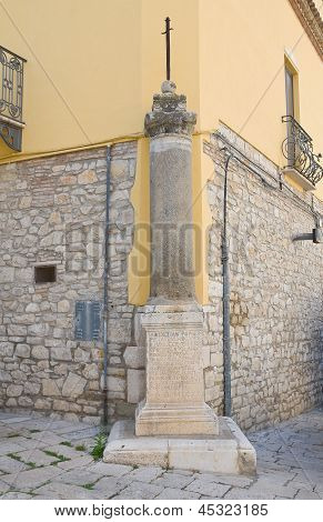 Votief Kruis. Venosa. Basilicata. Italië.