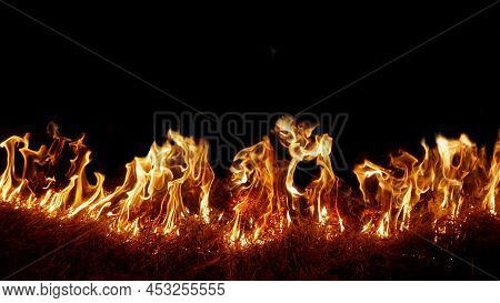 Haystack Fires At Night In Arid Areas The Ash Erupted And The Wind Was Very Dangerous. Ashes Red As 