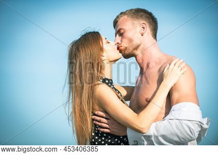 Couple In Love Kiss. Couple Kissing Outdoor. Romantic And Love Concepr. Lovely Happy Couple Kiss And