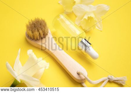 Anti-cellulite Brush For Dry Body Massage. Cosmetic Skin Care And Spa. Women's Organic Scin Care. Pr
