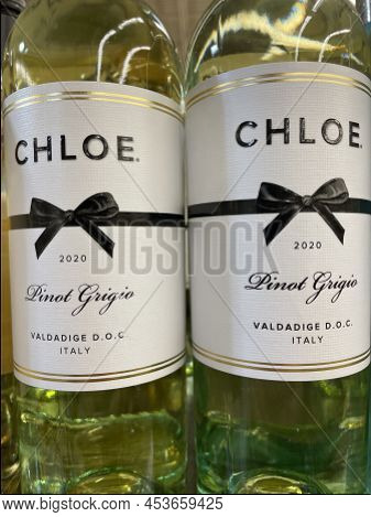 Grovetown, Ga Usa - 12 15 21: Wine On A Retail Store Shelf Chloe Pinot Grigio