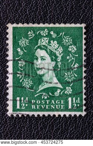 Potsdam, Germany - Apr 26, 2022. A Old Of Great Britain (united Kingdom) Issued Stamp With Portrait 