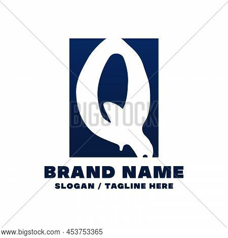 Letter Q Logo Design Template