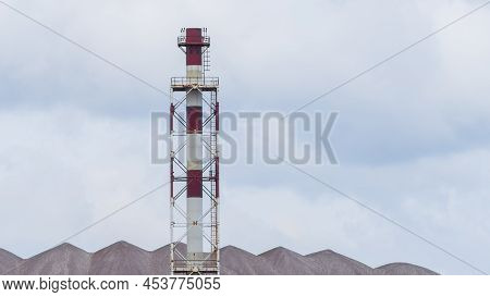 Koper For Raising Ore. Mine Buildings. Technology To Extract The Mineral From Underground. Mining. P