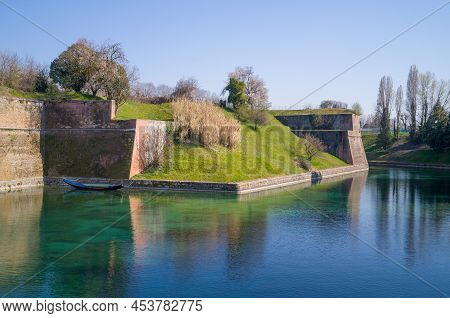 Italy, Peschiera Del Garda, The Ancient Fortified Walls Of The Town On The Mincio River