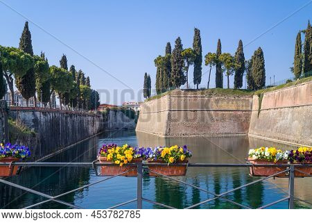 Italy, Peschiera Del Garda, The Ancient Fortified Walls Of The Town On The Mincio River