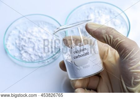 Calcium Carbonate Powder Is Used In Laboratory Or In The Industry