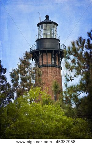 Umělecký záběr Currituck Beach maják v Corolla, Severní Karolína.