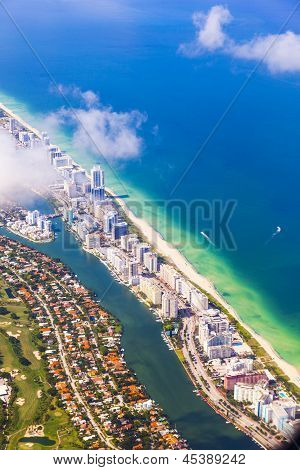 Luftfoto af kystlinje Miami