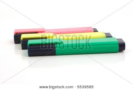 เครื่องหมายสาม - สีแดง สีเหลือง สีเขียว