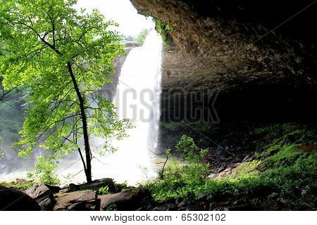 Noccalula Falls Park