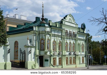 Kazan, Lobachevsky Street 6, Building Spiritual Administration Of Muslims Of Republic Tatarstan