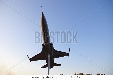 Retired Cf-5 In The Middle Of A Roundabout