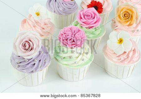 Wedding cupcakes