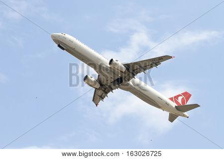 Airplane Takes Off