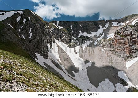 Top of the Redentore shooting from the side of Mount Vettore