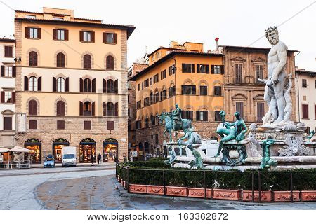 Piazza Della Signoria And Fountain In Morning