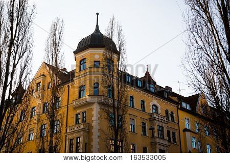 old building in munich city, beautiful house in sendling