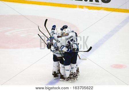 Dinamo Team Rejoice