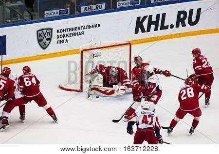 Harri Sateri (29) Save The Gate