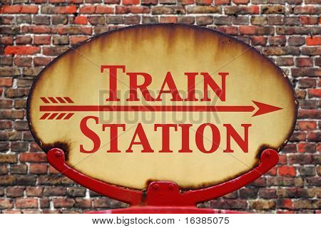 Paslı eski retro ok işareti metin tren istasyonu