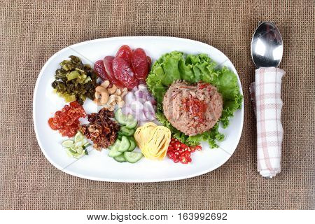Fried Jasmine Rice With Shrimp Paste, Kao Klok Kapi -thai.