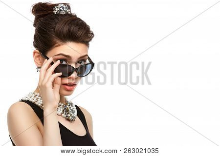 Beautiful Young Woman In Retro Style With Croissant
