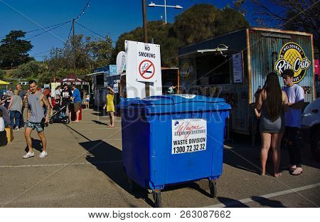 Frankston, Vic / Australia - Oct 13 2018: No Smoking Sign At Food Truck Festival
