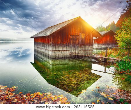 Misty And Sunny Morning On Altaussee Village. Sunny Autumn Scene In The Morning. Location: Resort Vi