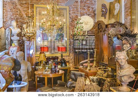 Antique Shop, San Telmo, Argentina