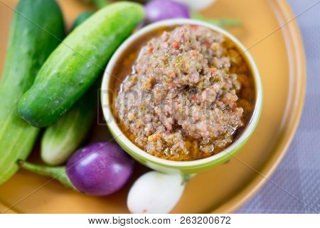 Thai Food : Chilli Tamarind Sauce Dip (nam Prig Ma Kham) With Cucumber And Eggplant