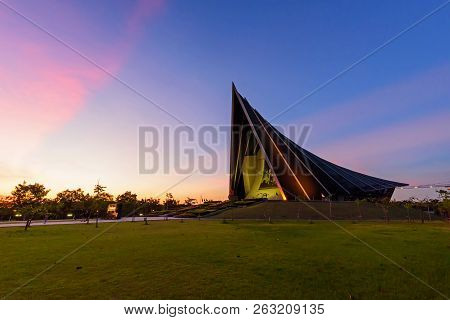 Nakhonpathom , Thailand - 26 Sep, 2018:prince Mahidol Hall Building Of Mahidol University In Sunset 