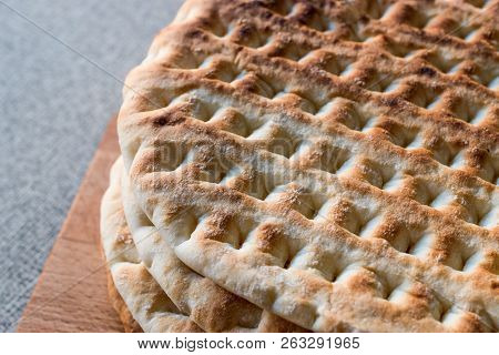 Turkish Tirnak Pide Or Pita