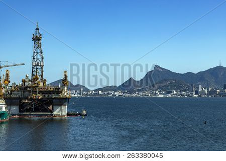 Wonderful City, Rio De Janeiro And The Mountain Of Christ The Redeemer Or Corcovado In The Backgroun