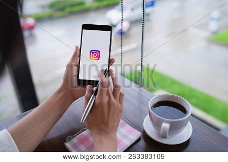 Chiang Mai, Thailand - August 18,2018: Woman Holding Huawei With Instagram Application On The Screen