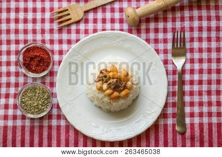 Baked Beans On A Rice / Kuru Fasulye.
