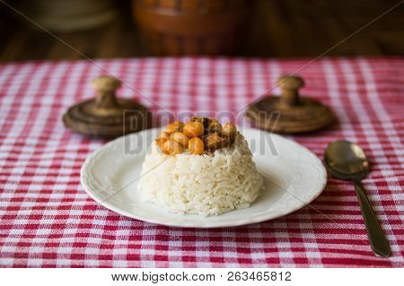 Baked Beans On A Rice / Kuru Fasulye.