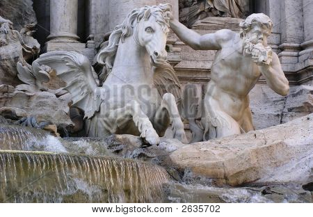 095 Trevibrunnen