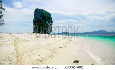 Poda Island, Koh Poda, Krabi, Thailand, Asia