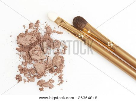 eyepowder marrón y oro cepillos