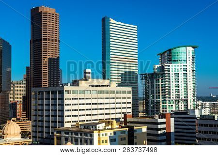 Modern Condo Skyscrapers Modern Architecture In The Mile High City - Modern Up Rising Sunny Morning 