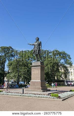 St. Petersburg, Russia - August 08, 2018: Monument To A.s. Pushkin In Front Of The State Russian Mus
