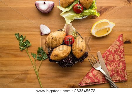 Icli Kofte / Stuffed Meatball Falafel.